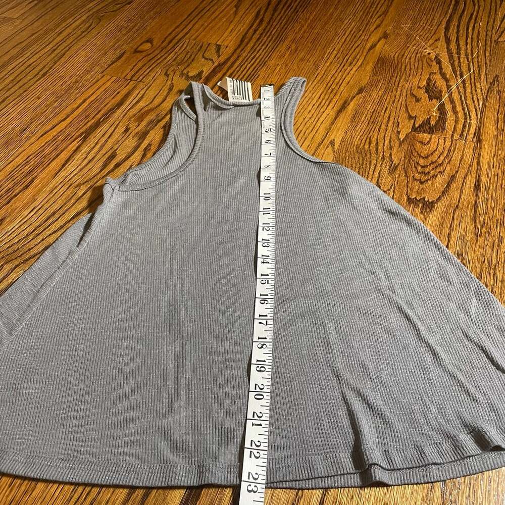 Free People Tank Top Size XS Gray Ribbed Racerback Swing - Picture 2 of 5